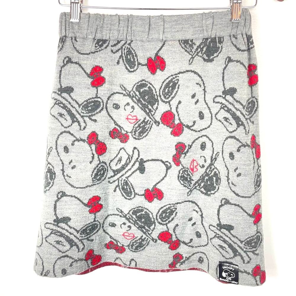Peanuts | Snoopy Knit Skirt Medium Gray Red Smoo-chu